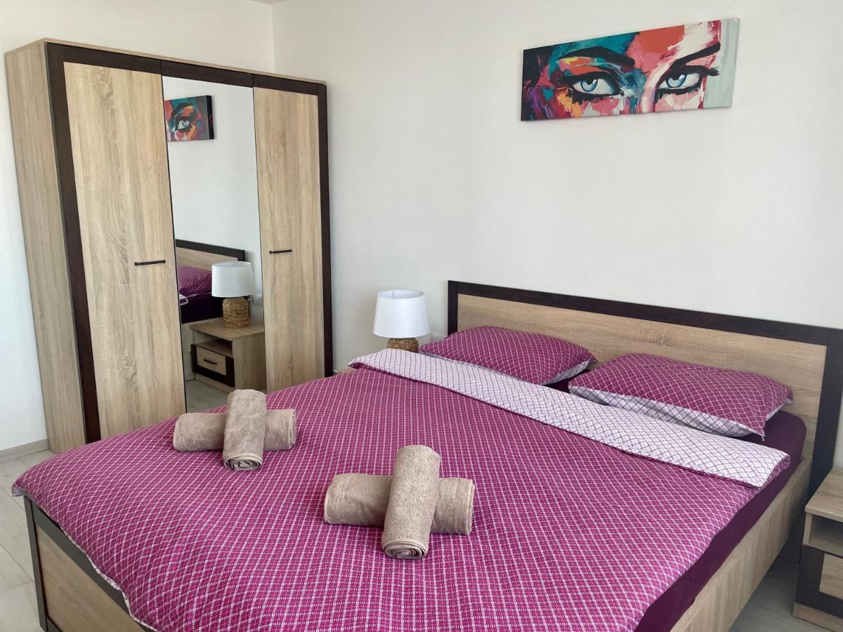 Elite Apartment Targoviste Exterior foto