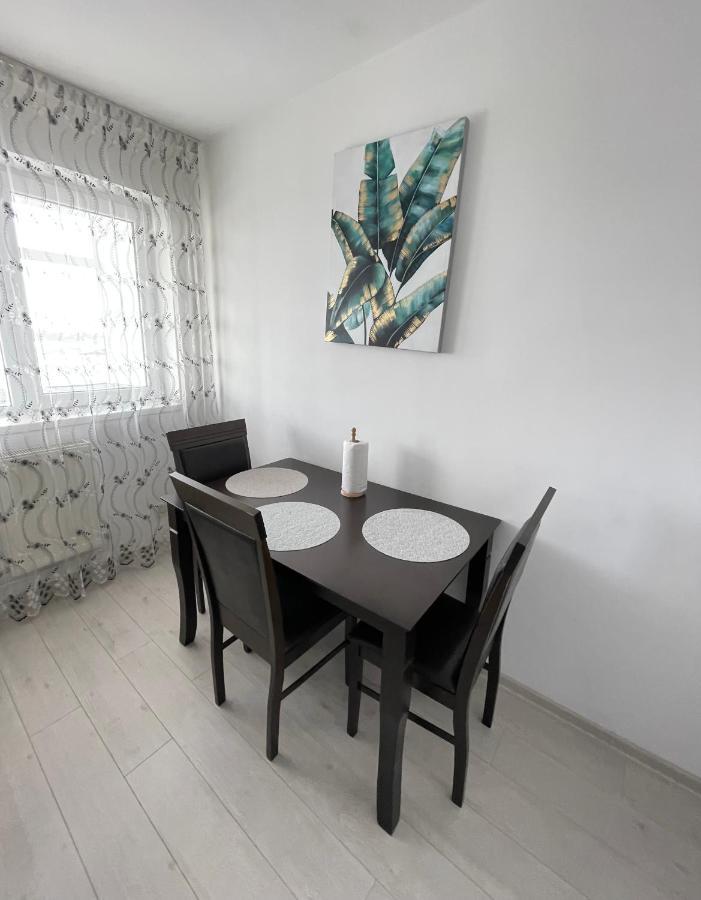 Elite Apartment Targoviste Exterior foto